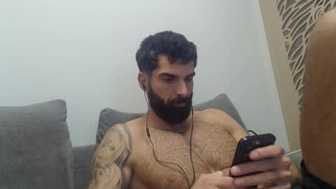 Snapshot of cuteeboy chatting on 11/30/25, 09:19 cuteeboy online show from 11/30/25, 09:19