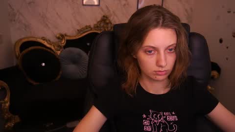 Foxy online show from 06/19/26, 12:42