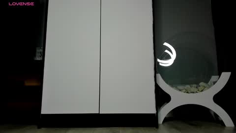 Snapshot of cuteemouse chatting on 02/15/25, 01:38 Anna online show from 02/15/25, 01:38