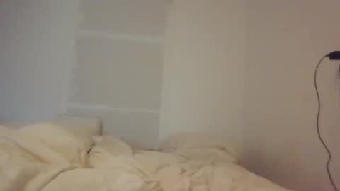 Snapshot of cuteguy6668889 chatting on 11/02/25, 01:57 Cutegoth online show from 11/02/25, 01:57