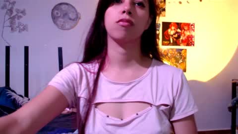 Snapshot of cutehaome chatting on 05/17/26, 01:25 haome online show from 05/17/26, 01:25