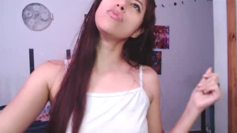 Snapshot of cutehaome chatting on 06/06/26, 12:49 haome online show from 06/06/26, 12:49