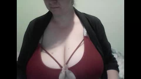 Snapshot of cutejessytom chatting on 02/23/26, 06:00 Jessy online show from 02/23/26, 06:00