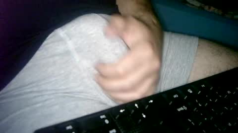 Snapshot of cuteman88 chatting on 06/15/26, 08:33 Cuteman online show from 06/15/26, 08:33