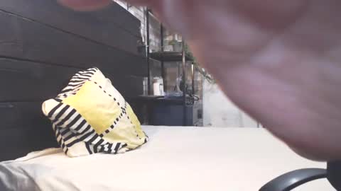 Snapshot of cutemoan chatting on 01/23/25, 10:22 Rita online show from 01/23/25, 10:22