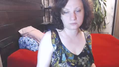 Snapshot of cutemoan chatting on 06/06/26, 09:41 Rita online show from 06/06/26, 09:41