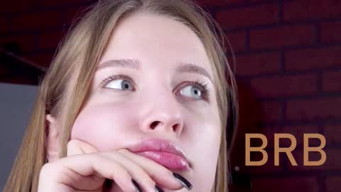 Rina online show from 09/20/25, 07:42