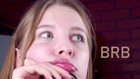 Rina online show from 11/23/25, 08:25