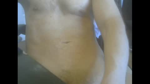 Snapshot of cutemuscledanaconda chatting on 06/29/26, 10:21 Cute Muscled Anaconda online show from 06/29/26, 10:21
