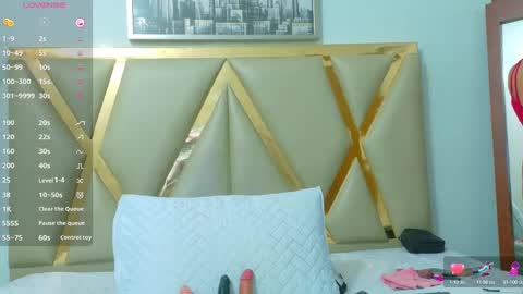 cutepetitee online show from 09/21/25, 08:32