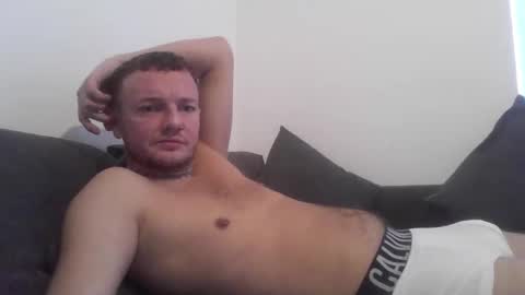 Snapshot of cutescottishlad chatting on 10/09/25, 02:26 cutescottishlad online show from 10/09/25, 02:26