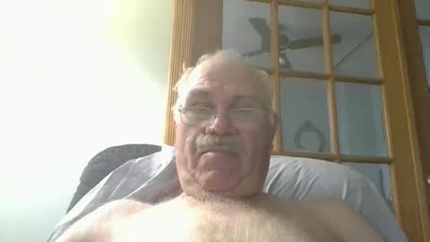 Snapshot of cutesexytony2460 chatting on 07/05/26, 07:21 cutesexytony2460 online show from 07/05/26, 07:21