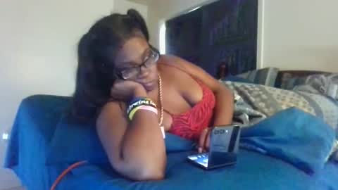 mary mack online show from 10/23/25, 01:43