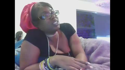 mary mack online show from 11/24/25, 08:30