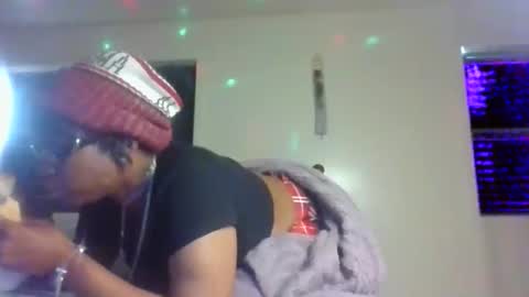 Snapshot of cuteshotkiki chatting on 01/13/26, 06:57 mary mack online show from 01/13/26, 06:57