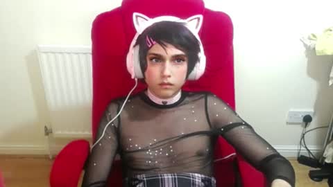 Snapshot of cutest_princess chatting on 10/02/25, 10:17 cutest_princess online show from 10/02/25, 10:17