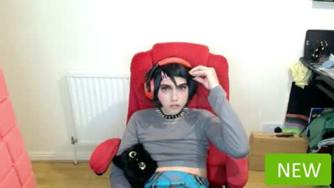 Snapshot of cutest_princess chatting on 08/04/26, 10:45 cutest_princess online show from 08/04/26, 10:45