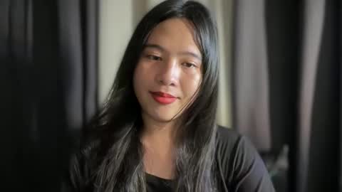 cute online show from 04/21/26, 06:09