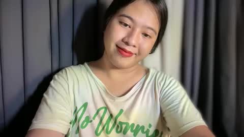 Snapshot of cutestgurl_ chatting on 06/03/26, 07:44 cute online show from 06/03/26, 07:44