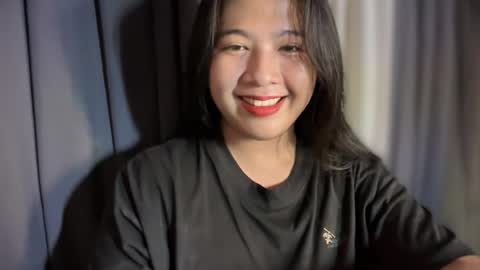 cute online show from 07/26/26, 05:37