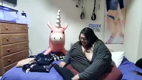 Cutetea online show from 01/24/25, 03:00