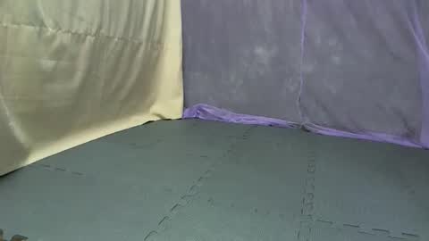 Snapshot of cutetinyasian143_ chatting on 10/14/25, 02:56 cutetinyasian143_ online show from 10/14/25, 02:56
