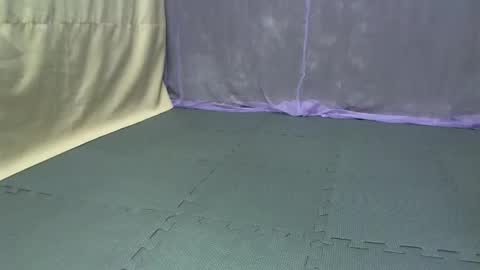 cutetinyasian143_ online show from 11/01/25, 03:30