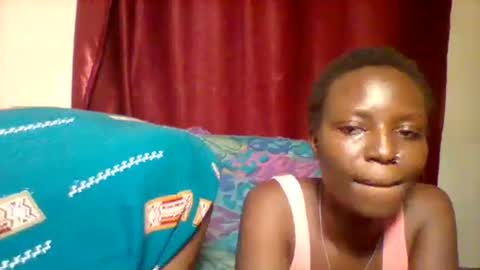 cutey_lunar online show from 01/26/25, 08:34