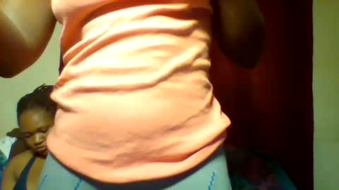 cutey_lunar online show from 02/01/25, 01:51