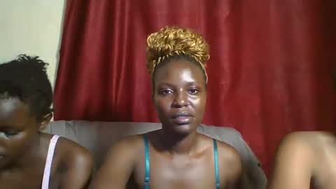 cutey_lunar online show from 03/09/25, 03:16