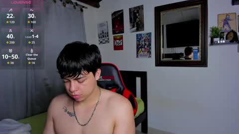 Snapshot of cuteznowyy chatting on 05/04/26, 12:06 Ask me online show from 05/04/26, 12:06