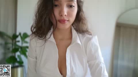 Snapshot of cutie18_angel chatting on 07/06/26, 08:22 angela online show from 07/06/26, 08:22