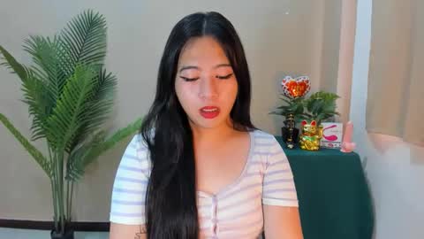Snapshot of cutie_asianwoman chatting on 09/12/25, 05:40 cutie_asianwoman online show from 09/12/25, 05:40