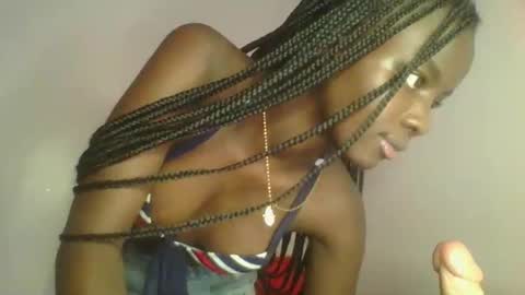 Snapshot of cutie_choco chatting on 10/31/25, 08:32 cutie_choco online show from 10/31/25, 08:32