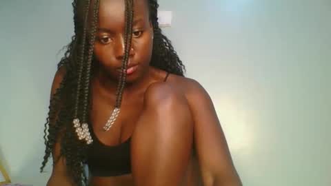 Snapshot of cutie_choco chatting on 11/10/25, 05:56 cutie_choco online show from 11/10/25, 05:56