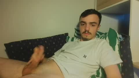 Snapshot of cutie_garlix chatting on 07/14/26, 07:52 cutie garlix online show from 07/14/26, 07:52