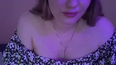 Snapshot of cutie_girl__ chatting on 07/21/26, 02:03 cutie_girl__ online show from 07/21/26, 02:03