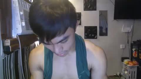 Snapshot of cutie_hunk69 chatting on 06/04/26, 03:12 cutie_hunk69 online show from 06/04/26, 03:12