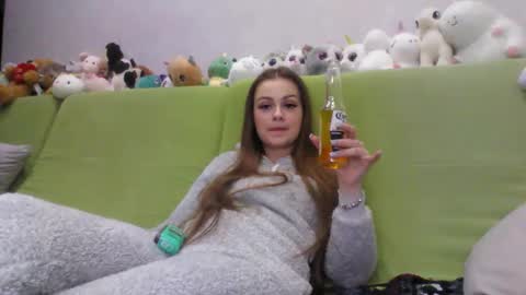 Chloe online show from 01/17/26, 11:08