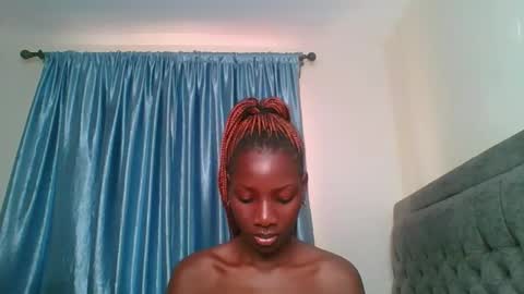 Snapshot of cutie_liqy chatting on 02/01/26, 10:25 Liqy online show from 02/01/26, 10:25