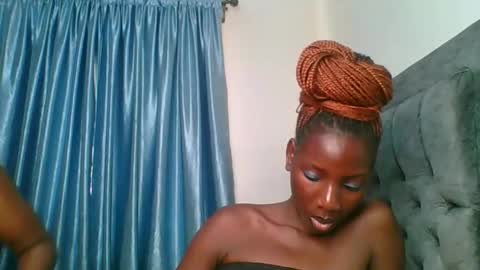 Snapshot of cutie_liqy chatting on 02/04/26, 10:43 Liqy online show from 02/04/26, 10:43