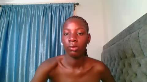 Snapshot of cutie_liqy chatting on 02/20/26, 09:10 Liqy online show from 02/20/26, 09:10