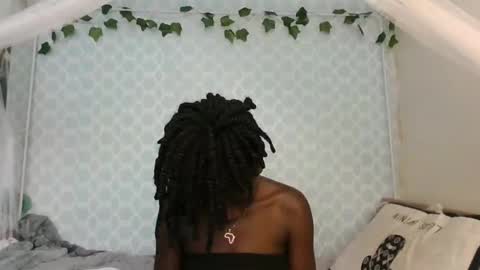 Snapshot of cutie_liqy chatting on 05/02/26, 11:04 Liqy online show from 05/02/26, 11:04