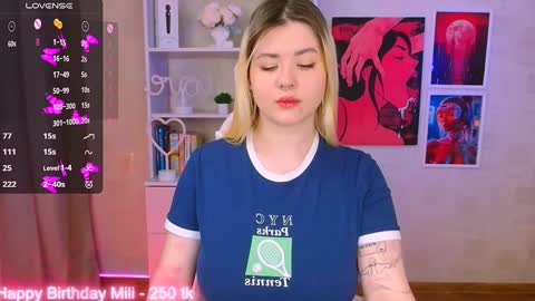 Snapshot of cutie_mili chatting on 01/27/25, 10:27 mili online show from 01/27/25, 10:27