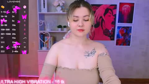 Snapshot of cutie_mili chatting on 02/03/25, 03:42 mili online show from 02/03/25, 03:42