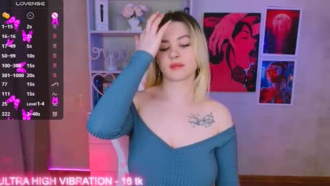 Snapshot of cutie_mili chatting on 02/15/25, 02:15 mili online show from 02/15/25, 02:15