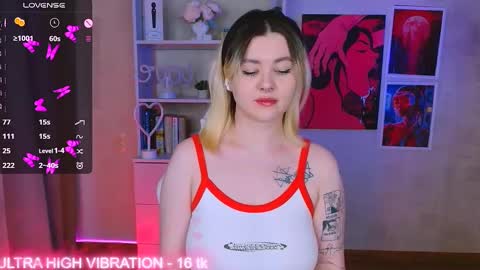 Snapshot of cutie_mili chatting on 02/18/25, 06:37 mili online show from 02/18/25, 06:37