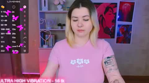 Snapshot of cutie_mili chatting on 02/26/25, 07:31 mili online show from 02/26/25, 07:31