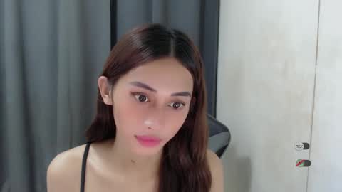 Snapshot of cutie_mitcha chatting on 02/27/25, 02:21 cutie_mitcha online show from 02/27/25, 02:21