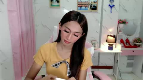 Snapshot of cutie_mitcha chatting on 10/13/25, 02:22 cutie_mitcha online show from 10/13/25, 02:22